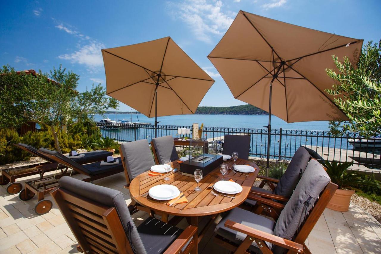 Villa Riva Barbat na Rabu 外观 照片