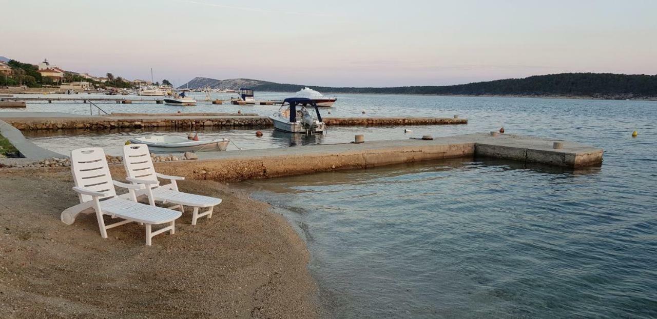 Villa Riva Barbat na Rabu 外观 照片